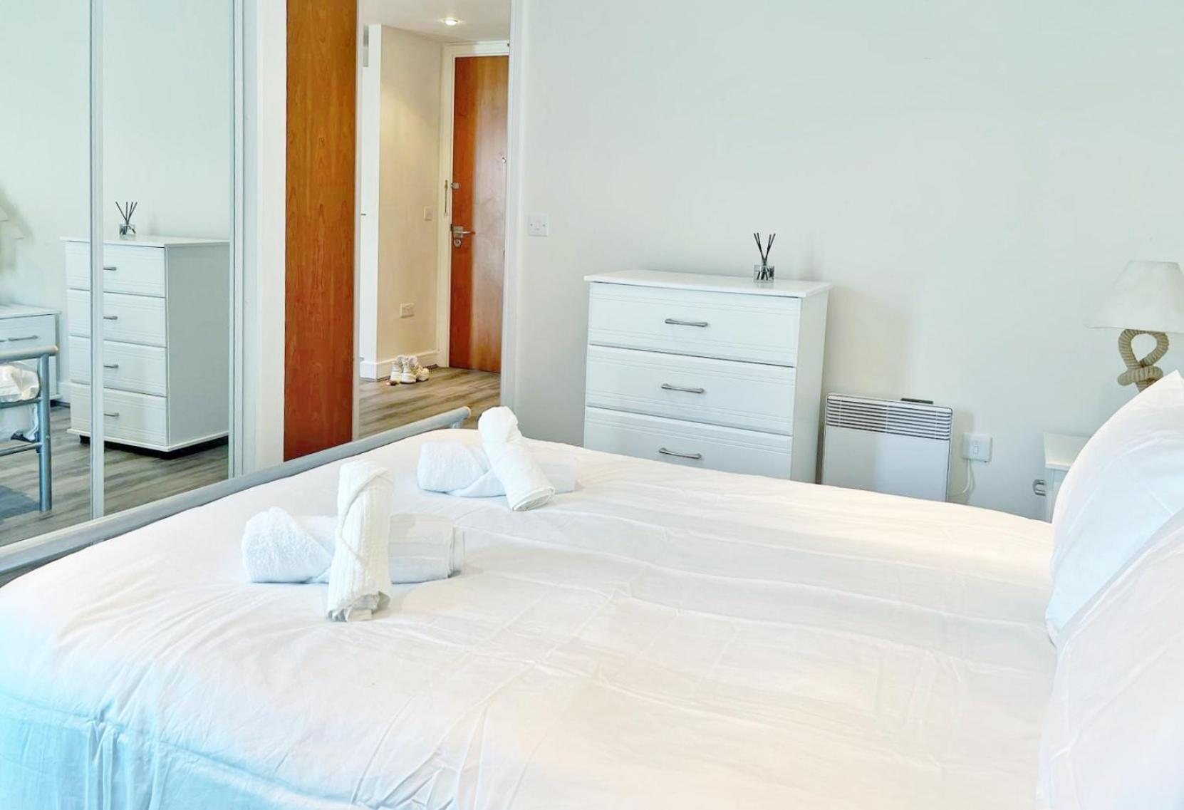 Seaview Boutique One-Bedroom Apt Swansea Esterno foto